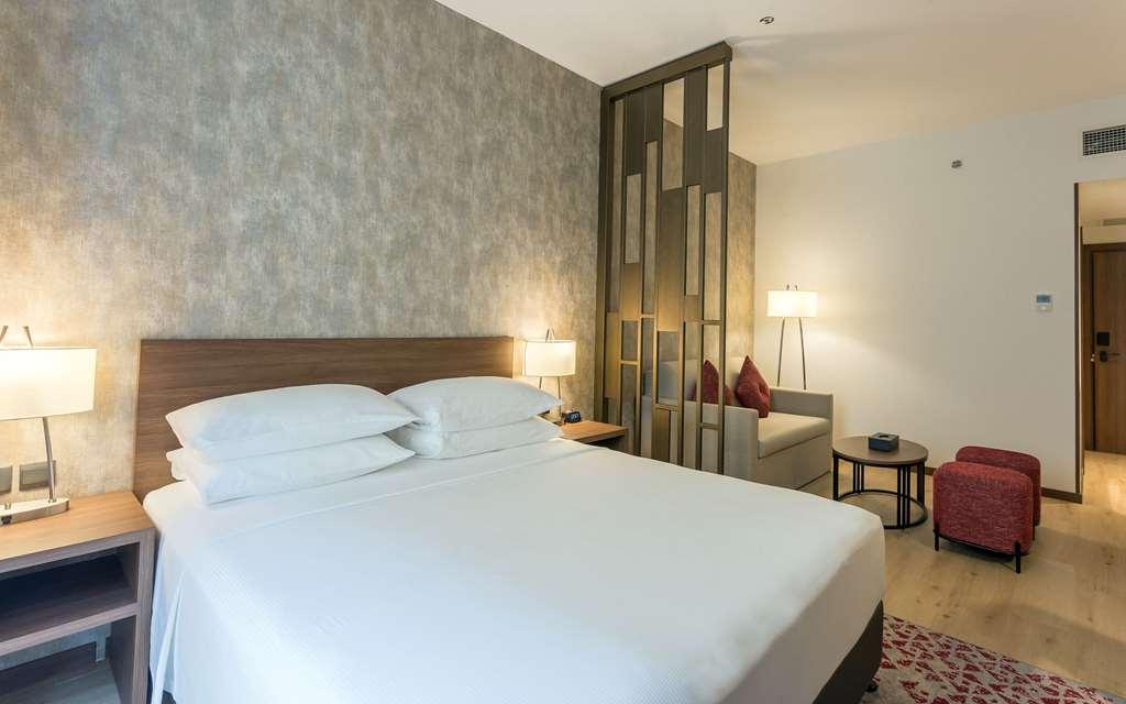 Comfort Hotel Jeddah King Road Стая снимка