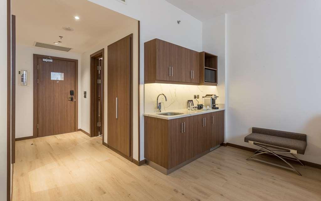 Comfort Hotel Jeddah King Road Стая снимка