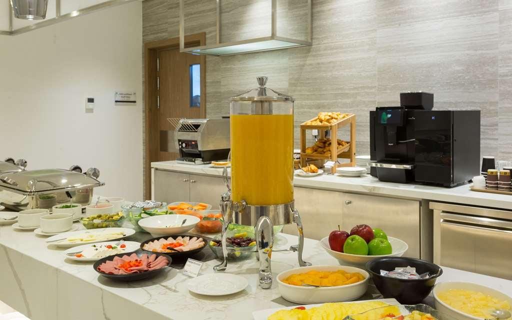Comfort Hotel Jeddah King Road Екстериор снимка